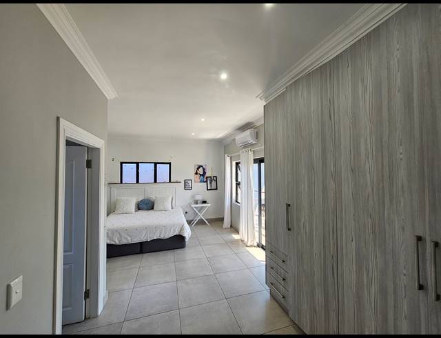 4 BEDROOM HOUSE FOR SALE IN NEW SALT ROCK CITY